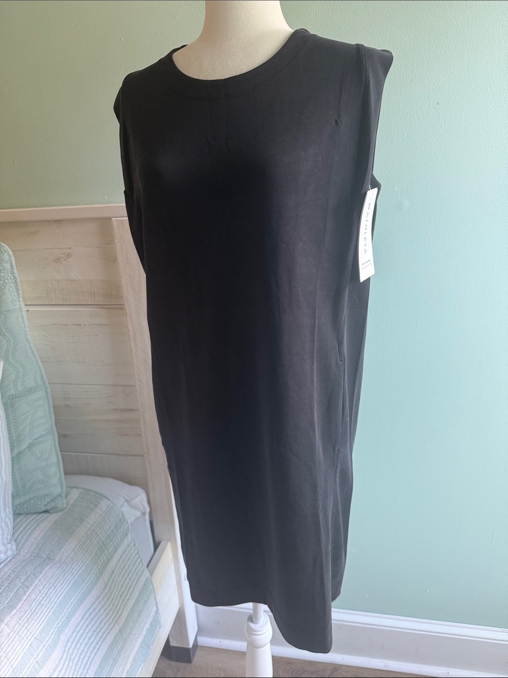 Athleta Seasoft tank dress - NWT 🩶
